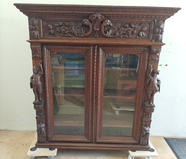 Antiker Vitrinenschrank – Renaissance – Paris TROULLET 1890
