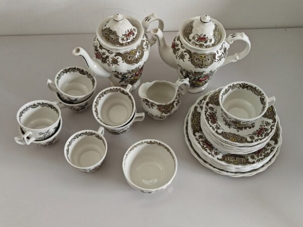 Kaffeeservice Royal Doulton – Ridgways Windsor – 28 Teile – Detail 3