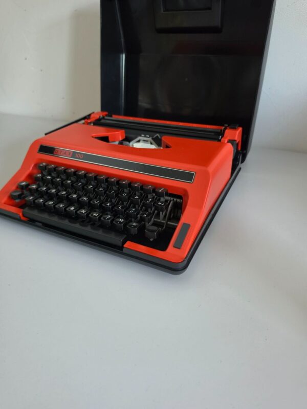 Vintage Schreibmaschine Utax 100 – Orange – 1970er – Detail 2
