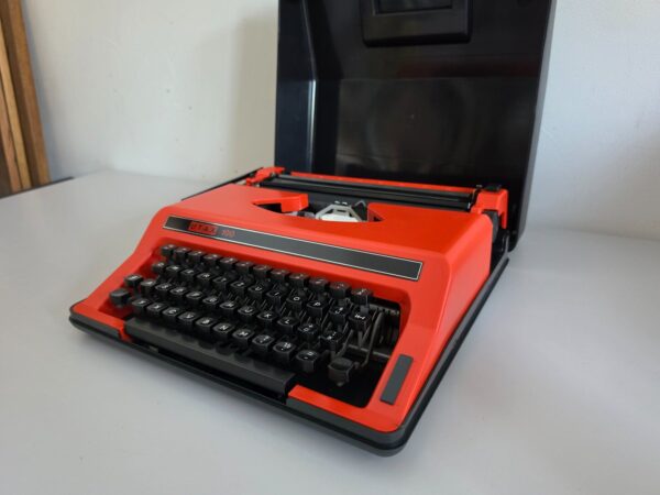 Vintage Schreibmaschine Utax 100 – Orange – 1970er – Detail 3
